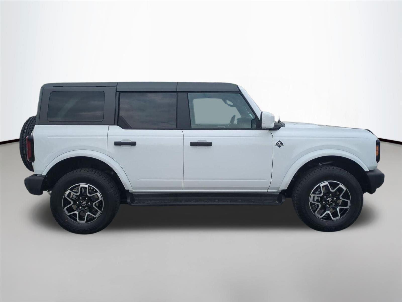 New 2026 Oxford White Ford Outer Banks® image 6