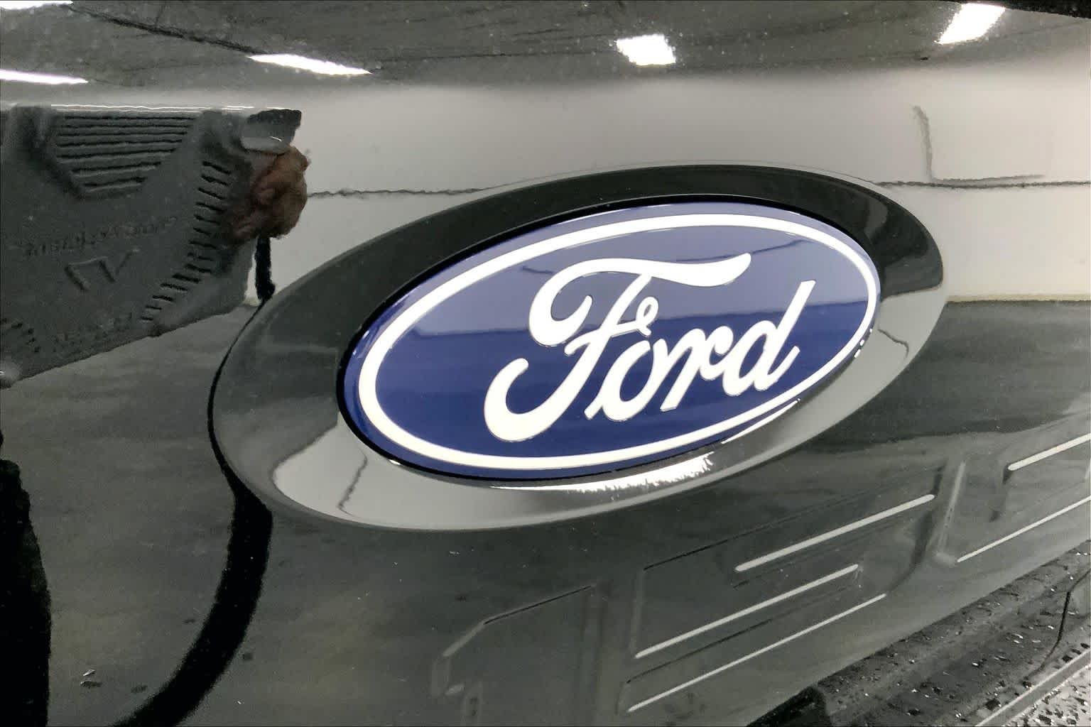 New 2026 Agate Black Metallic Ford King Ranch® image 11