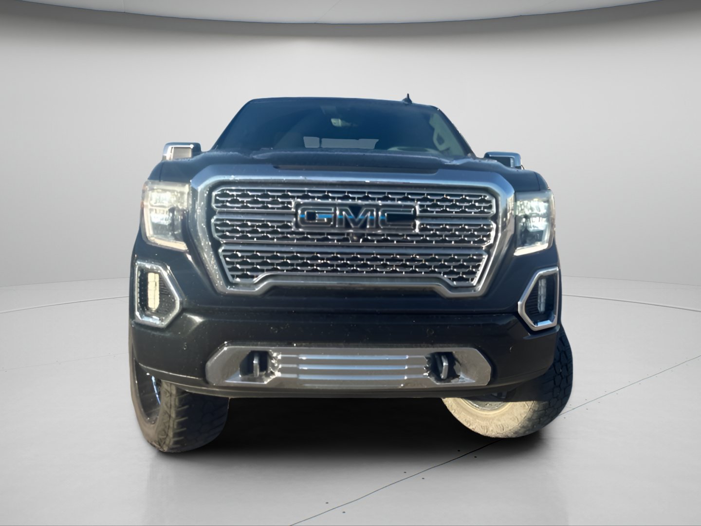 Used 2019 Onyx Black GMC Denali image 18