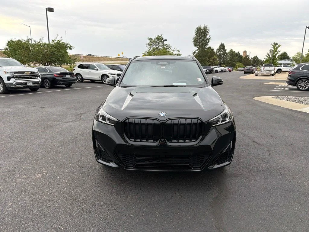 Used 2023 Black Sapphire Metallic BMW xDrive28i image 8