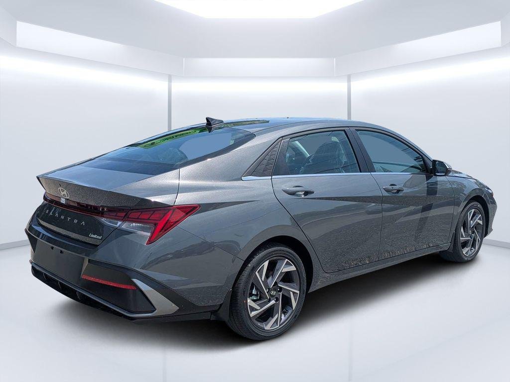 New 2026 Gray Hyundai Limited image 3