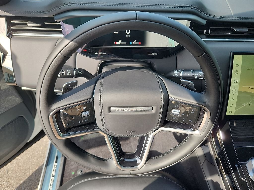 New 2026 Fuji White Land Rover SE image 9