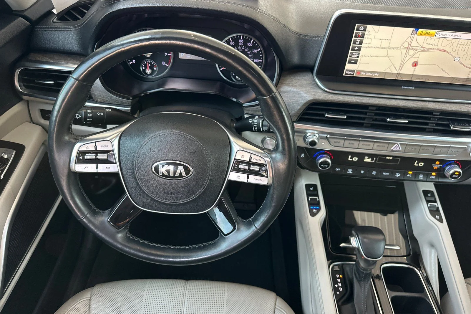 Used 2020 White Kia EX image 14
