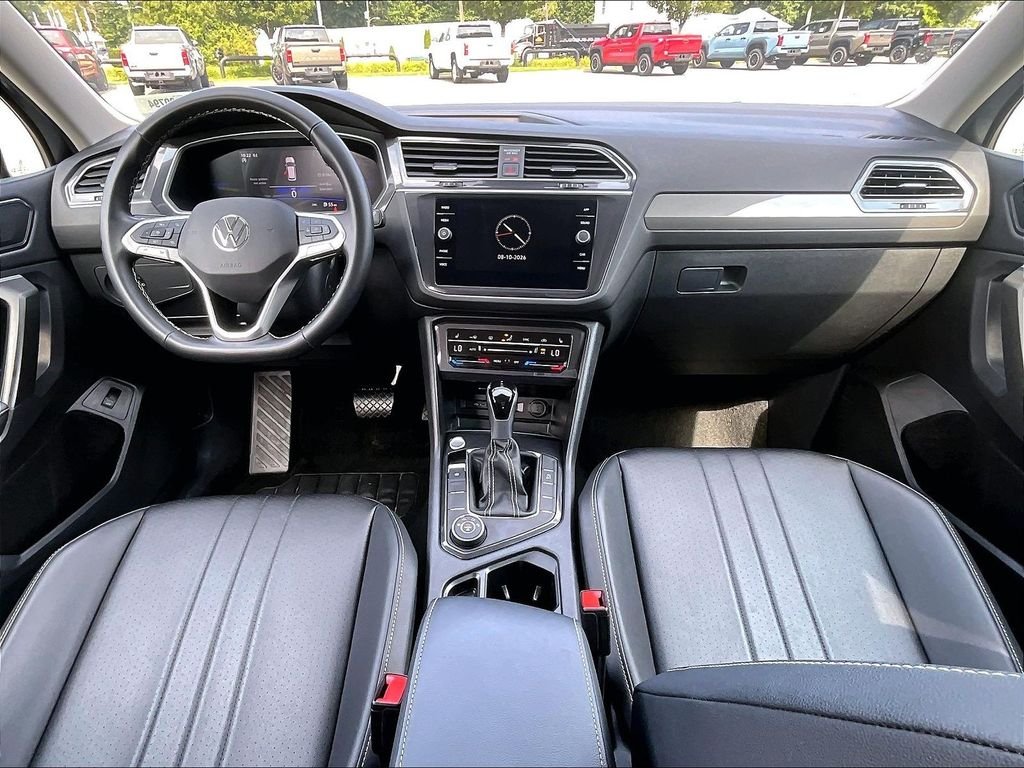 Used 2024 Gray Volkswagen 2.0T SE image 21