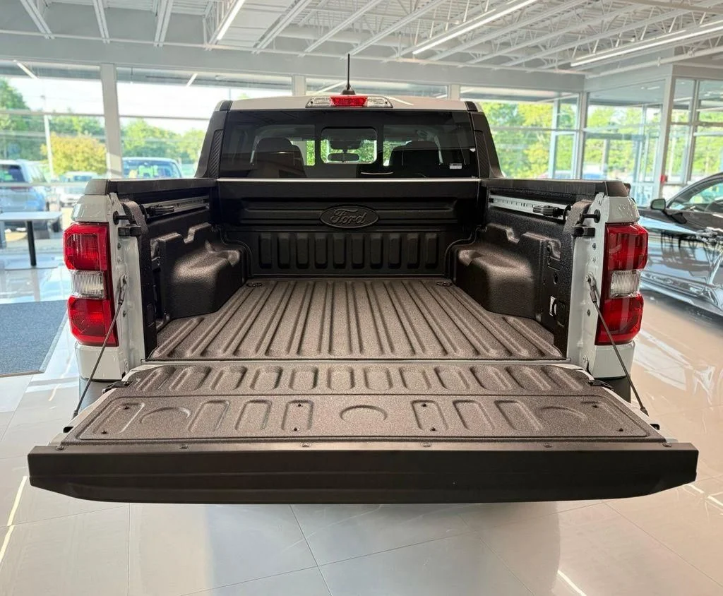 New 2026 White Ford Tremor image 5
