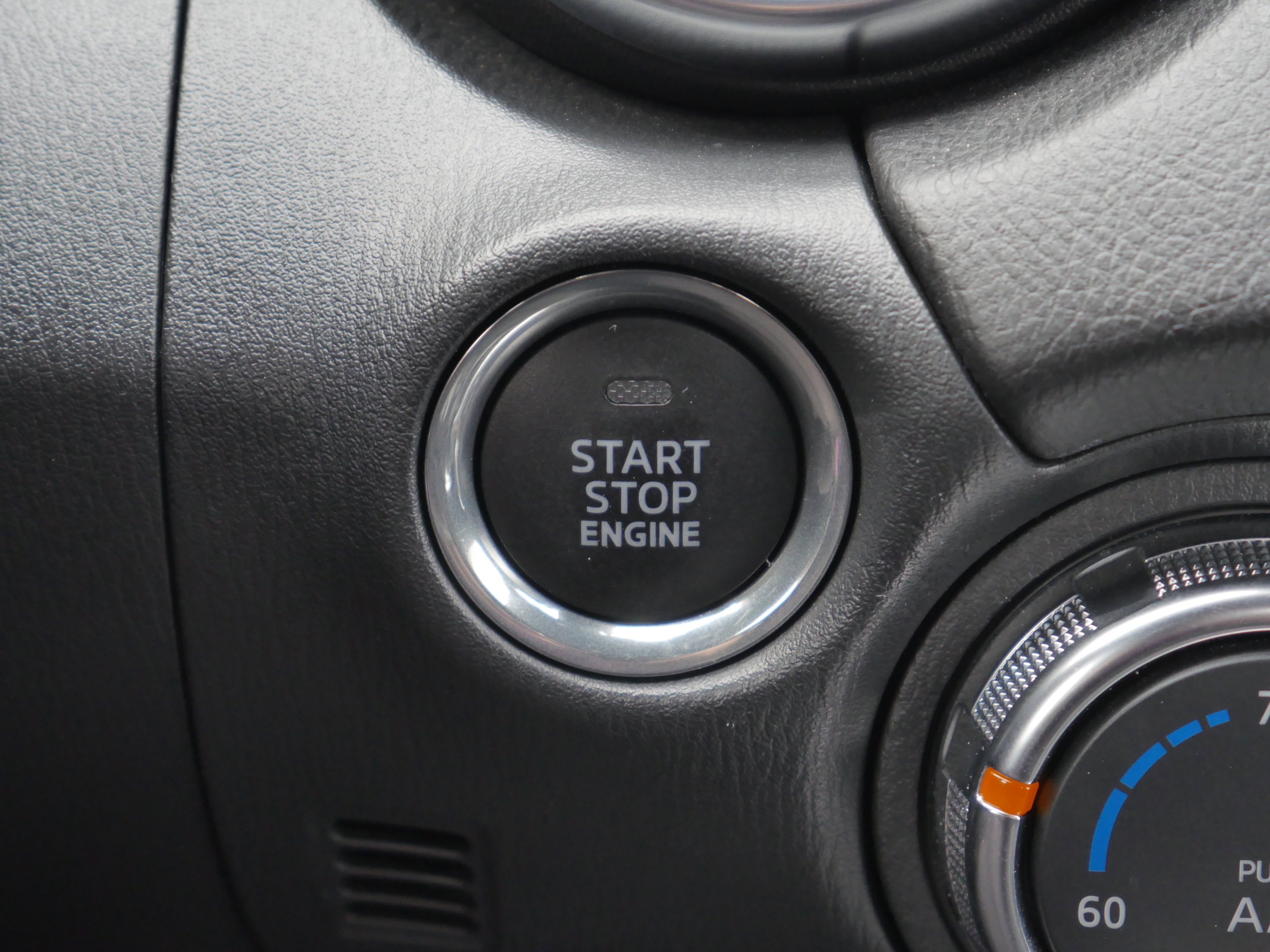 Used 2022 Jet Black Mica Mazda Grand Touring image 8