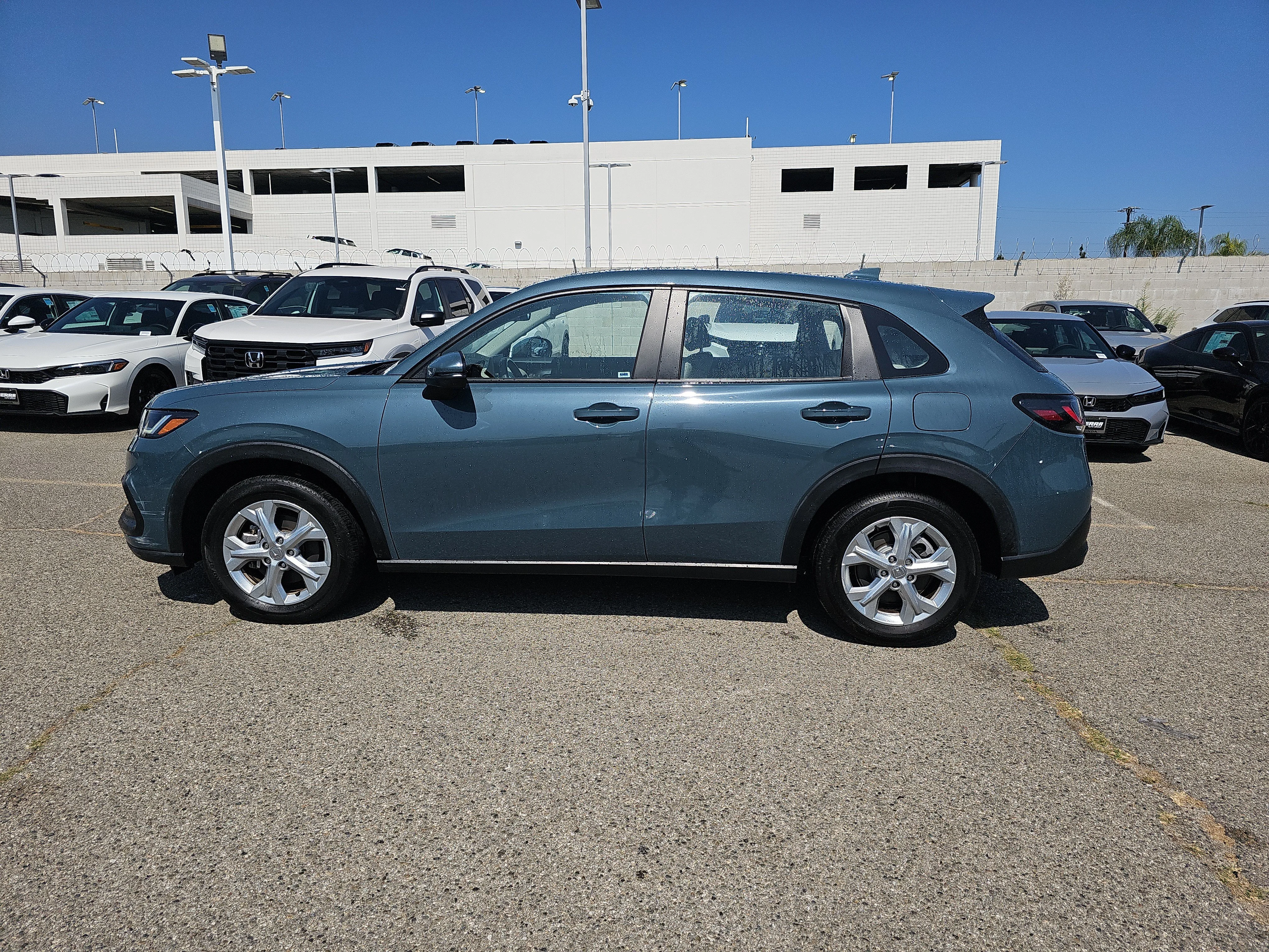 Used 2024 Nordic Forest Pearl Honda LX image 6
