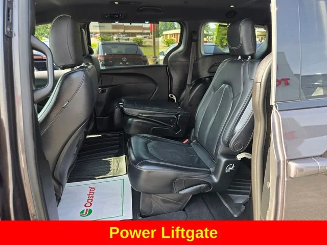 Used 2020 Gray Chrysler Launch Edition image 12