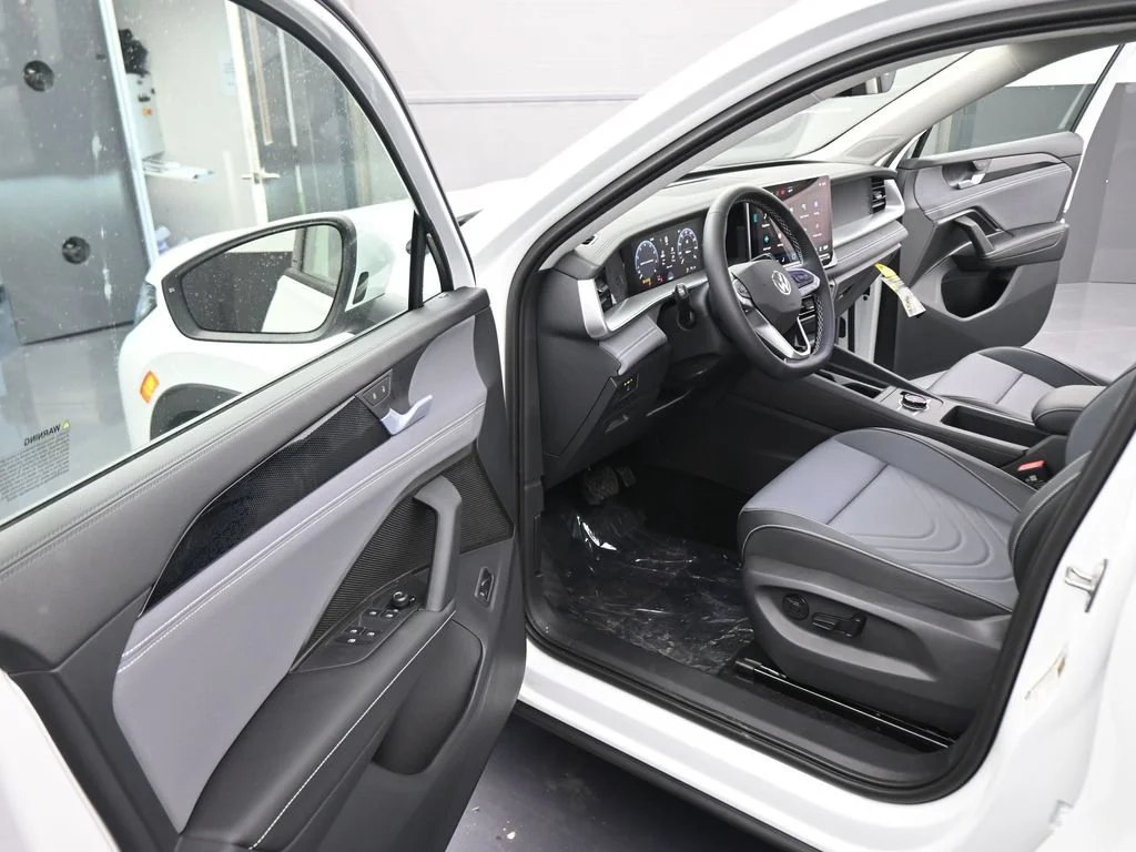 2026 Volkswagen Tiguan SE - Photo 39