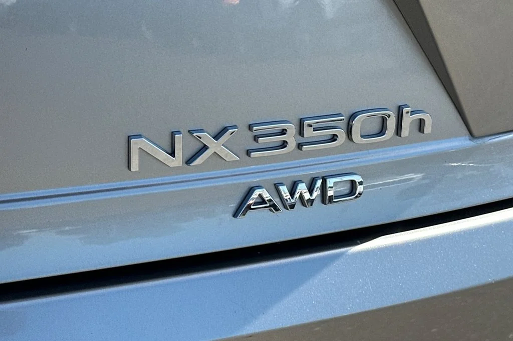 Used 2025 Silver Lexus 350h Premium image 33