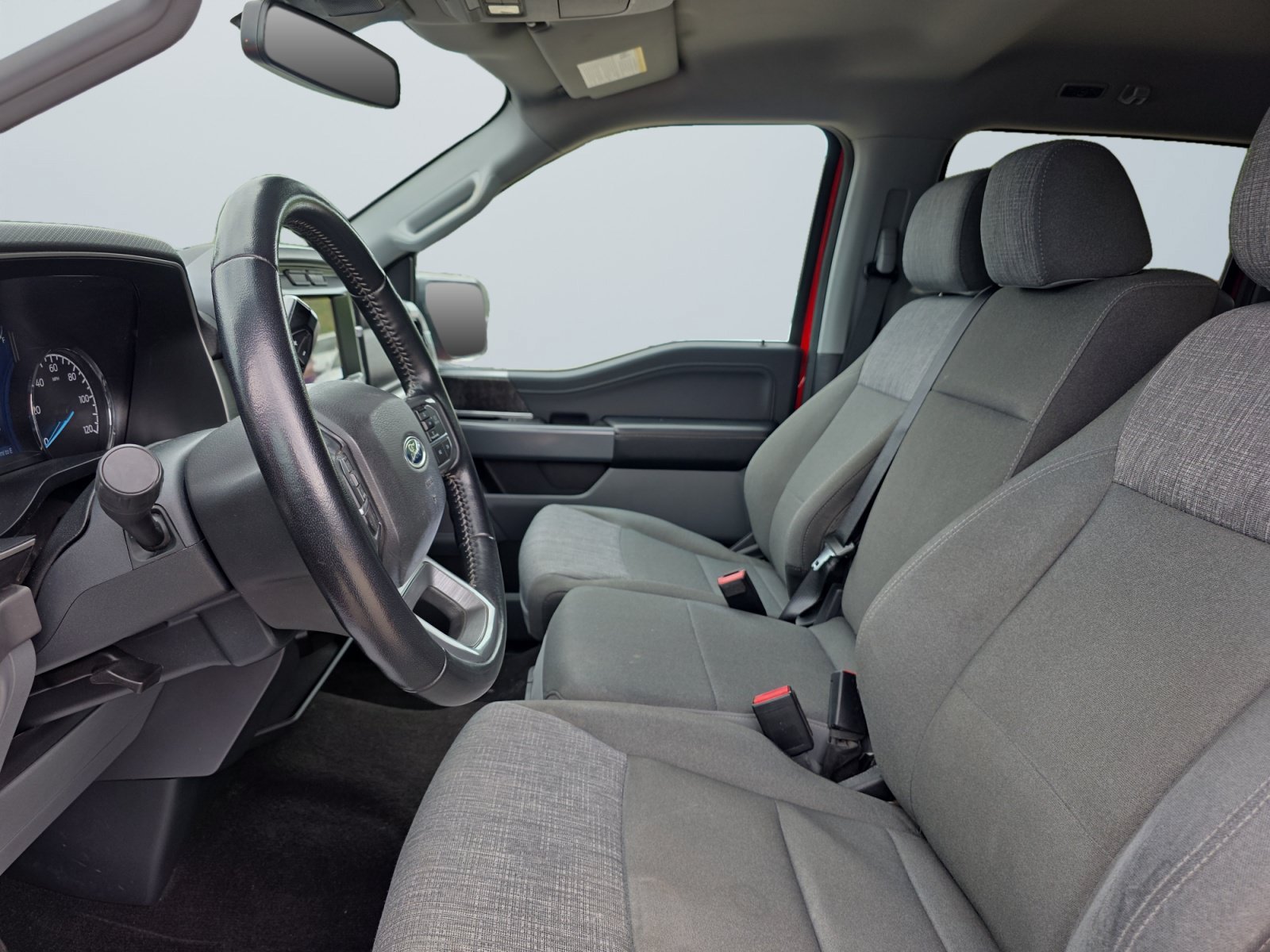 Used 2022 Race Red Ford XLT image 9