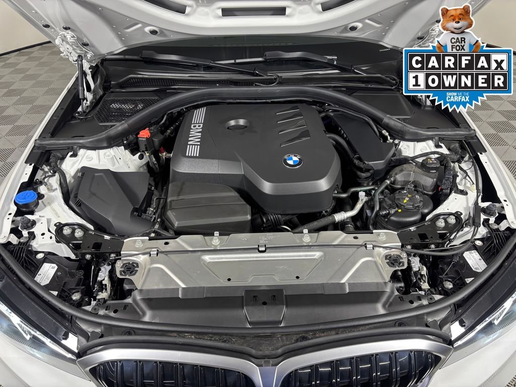 Used 2025 White Metallic BMW 330i xDrive image 23