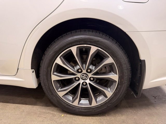 Used 2017 White Toyota XLE image 8