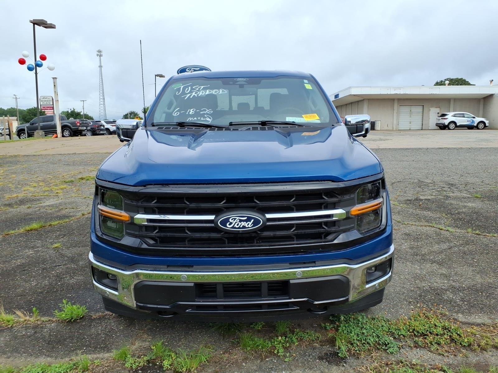 Used 2024 Atlas Blue Metallic Ford XLT image 2
