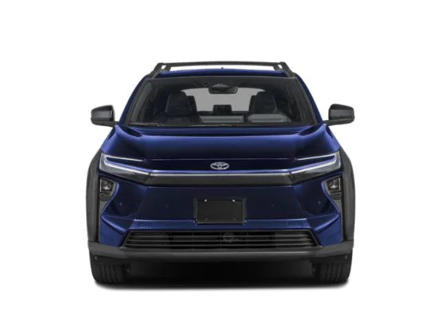 New 2026 Wind Chill Pearl Toyota XLE image 4