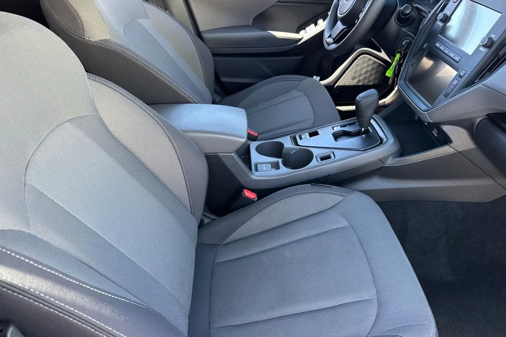 Used 2024 Black Subaru Base image 16
