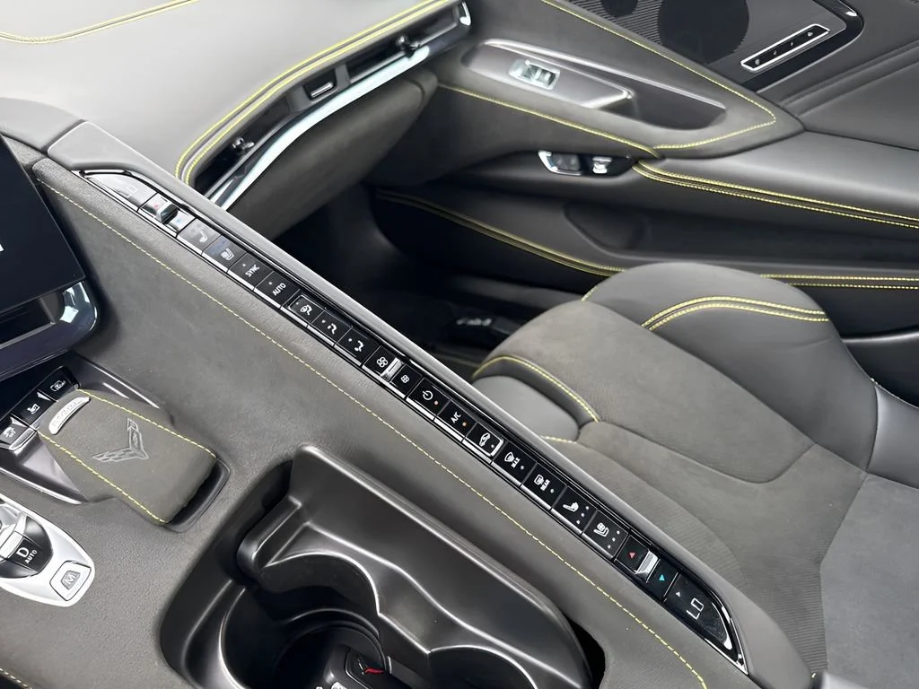 Used 2024 Accelerate Yellow Metallic Chevrolet 3LZ image 17