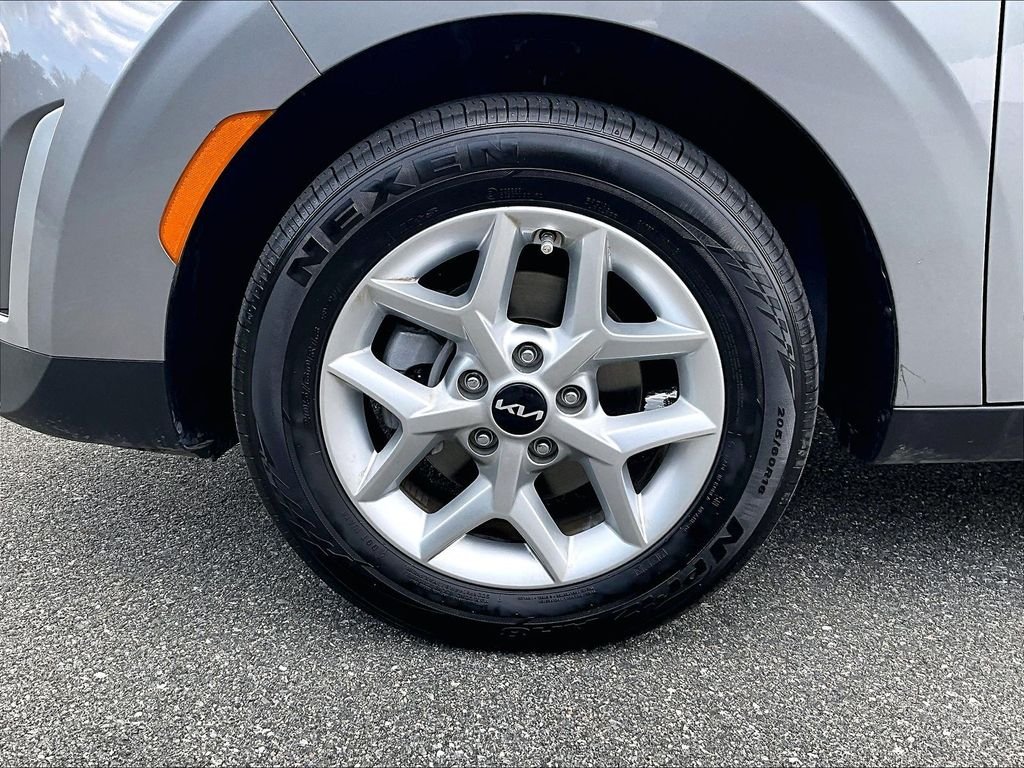 Used 2025 Gray Kia LX image 7