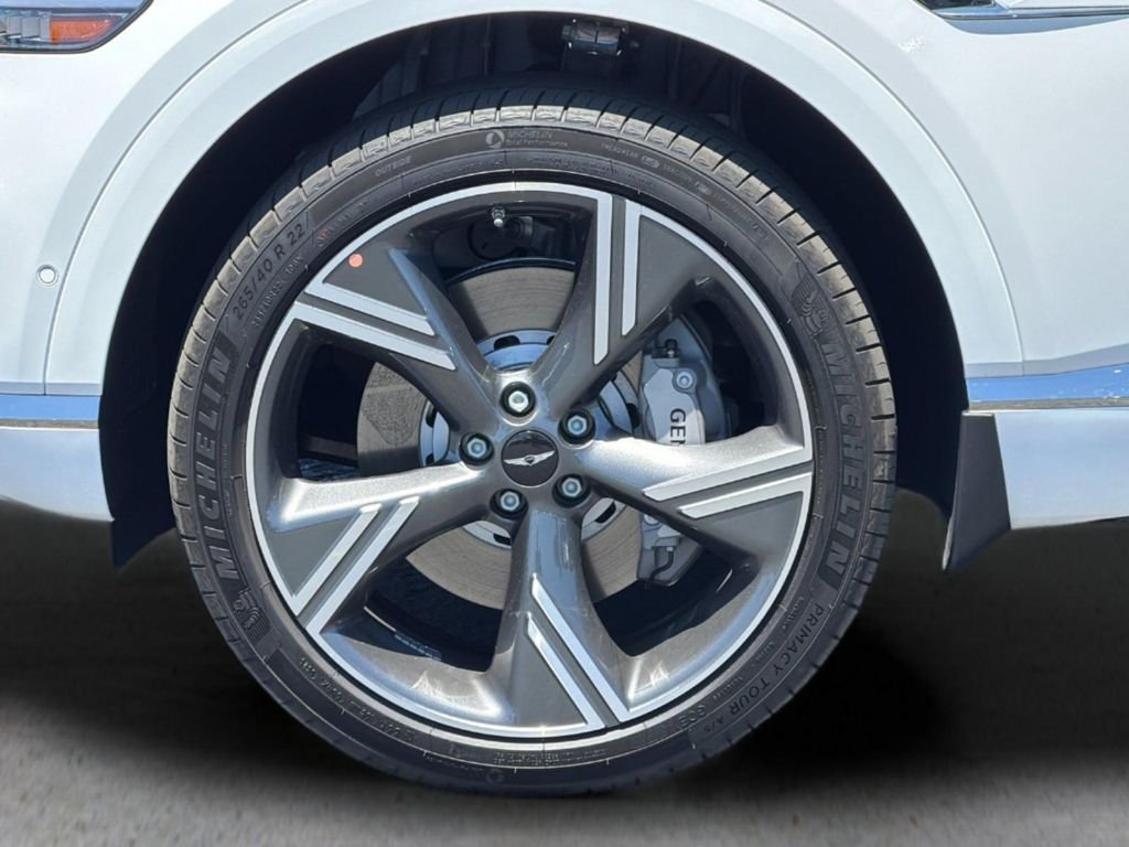 New 2026 White Genesis 3.5T Prestige image 27