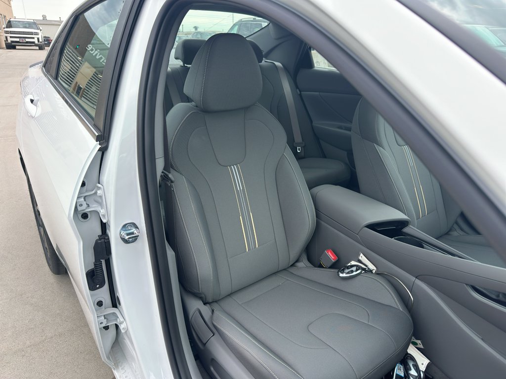 New 2026 Serenity White Hyundai SEL Sport Premium image 30
