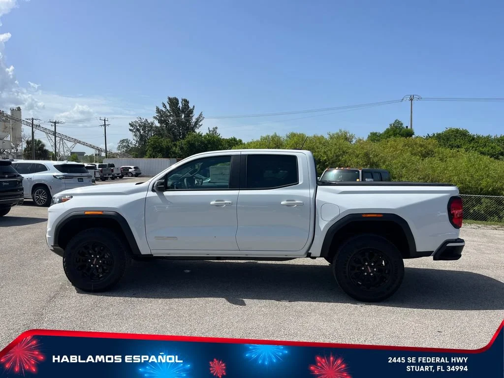 New 2026 Summit White GMC Elevation image 4