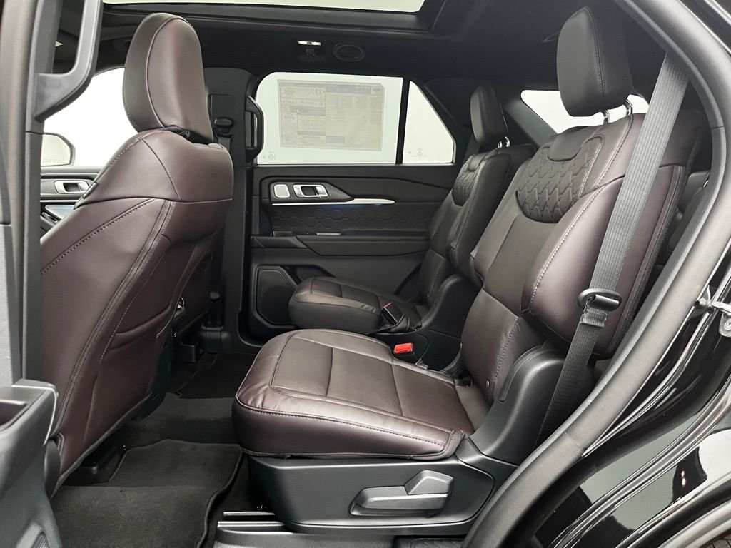 New 2026 Black Ford Platinum image 42