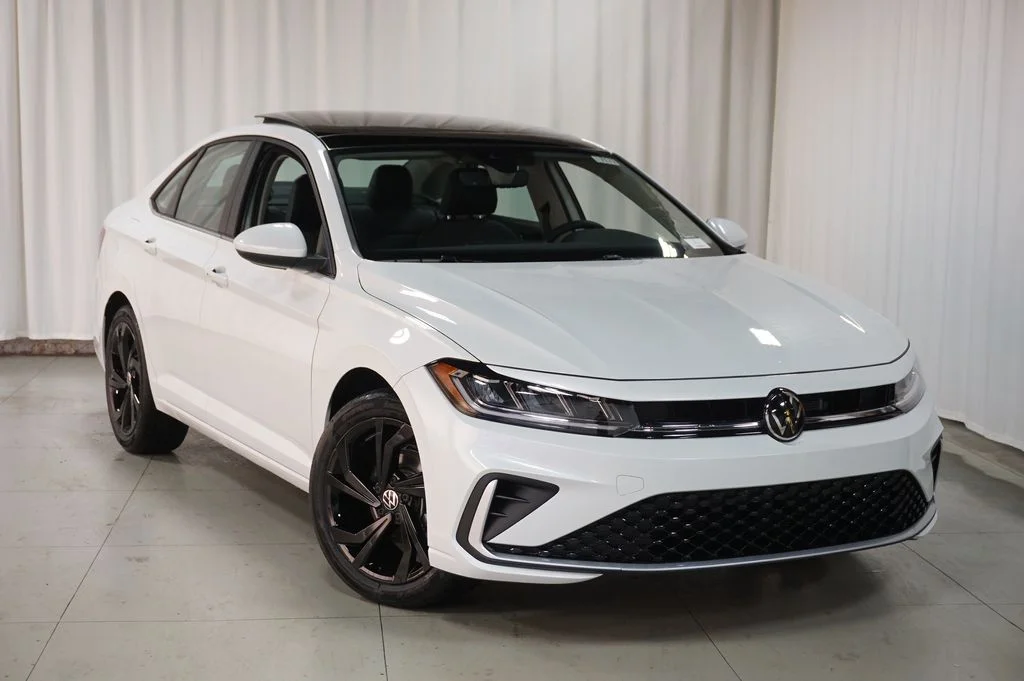 New 2026 White Volkswagen 1.5T SE image 2