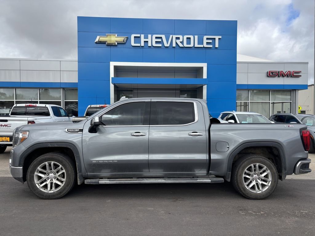 2020 GMC Sierra 4WD Crew Cab Short Box SLT's photo