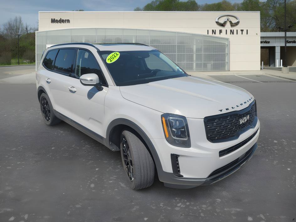 Used 2022 Wolf Gray Kia EX image 2