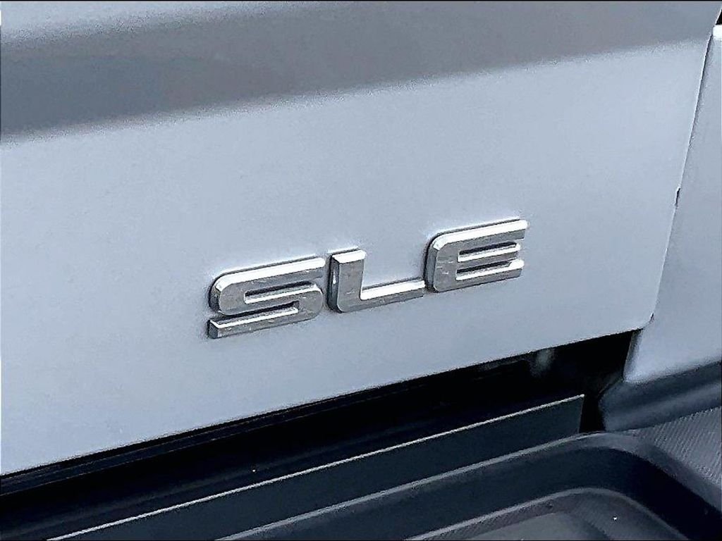 Used 2017 Silver GMC SLE image 28