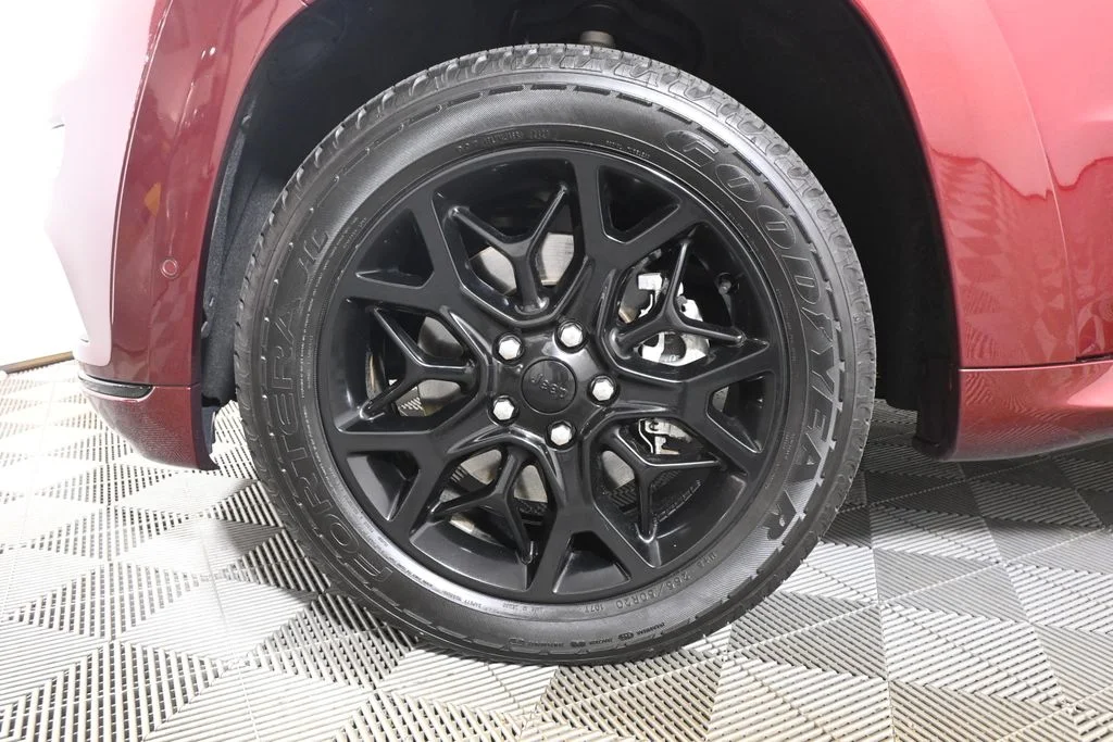 Used 2021 Red Jeep Limited X image 11