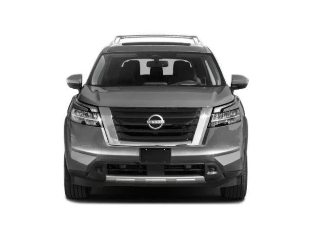 Used 2022 Pearl White Tricoat/Super Black Nissan Platinum image 10