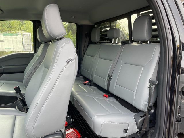 2025 Ford F-350 Super Duty Chassis Cab XL - Photo 11