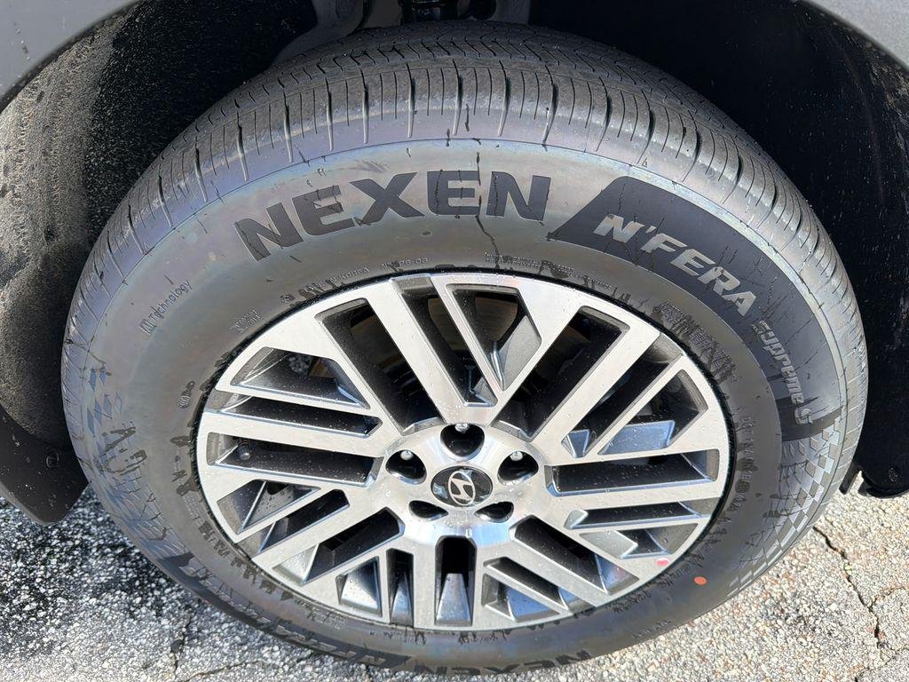 New 2026 White Hyundai SEL FWD image 12
