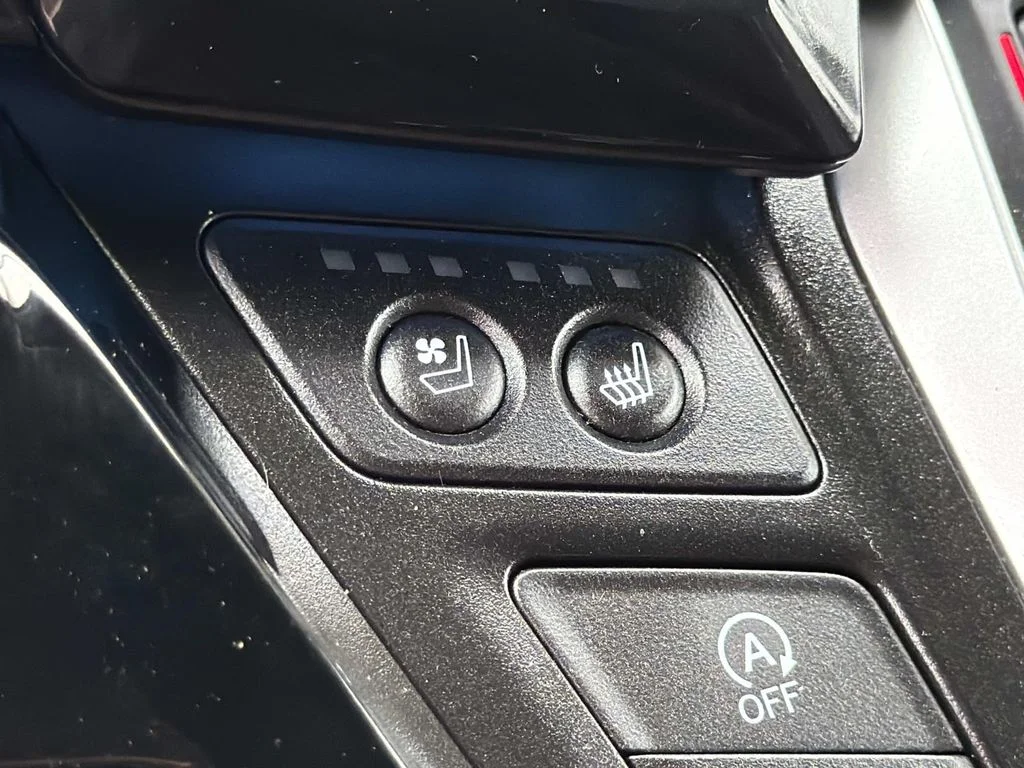 Used 2019 Pacific Pewter Metallic Honda Elite image 18