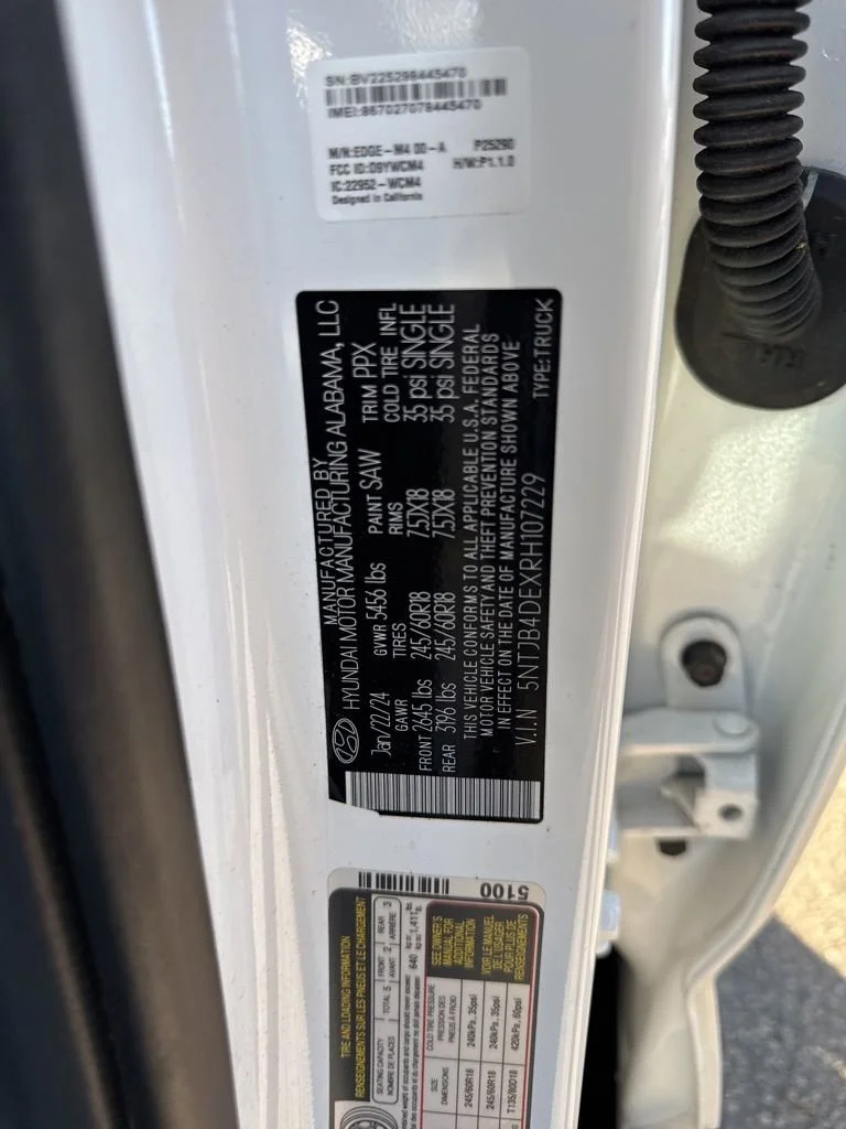 Used 2024  Hyundai SEL image 31