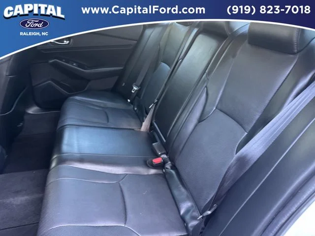 Used 2023 White Honda Touring image 18