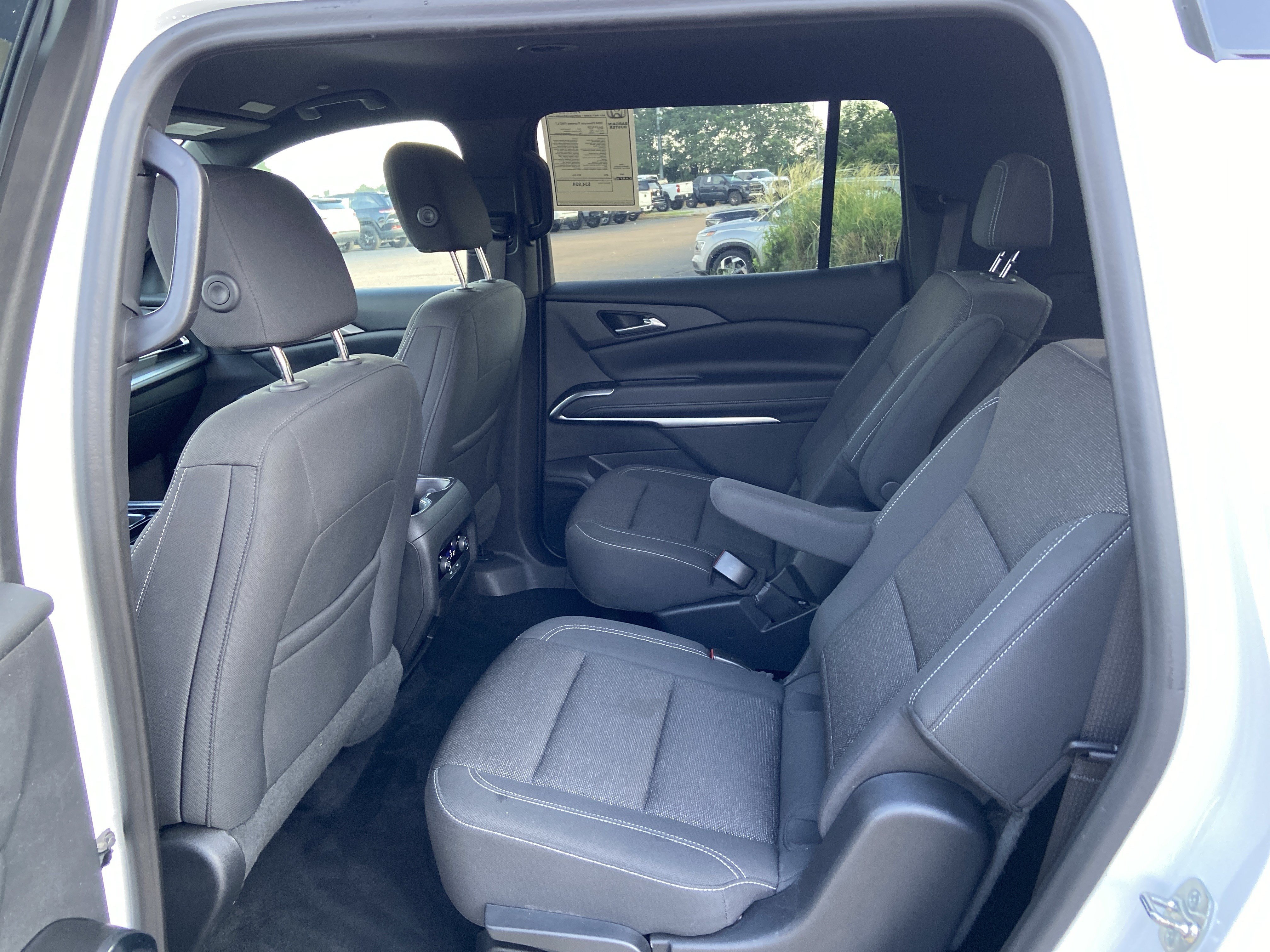 Used 2024 Summit White Chevrolet FWD LT image 47