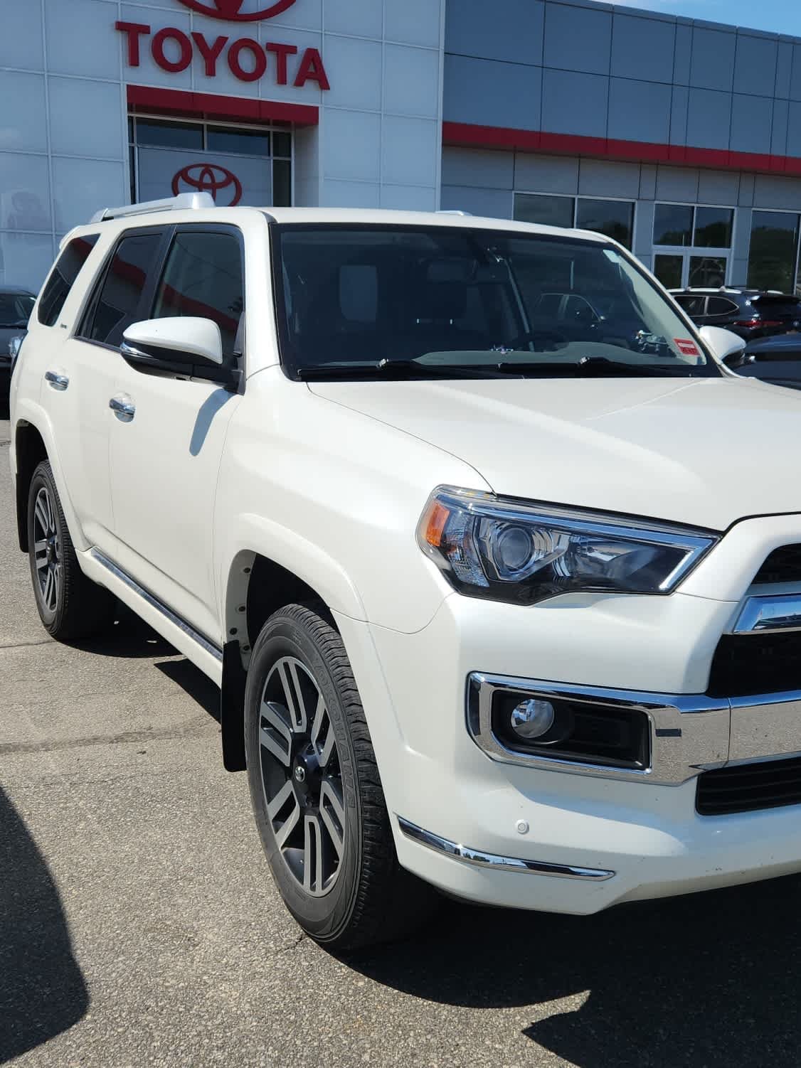 Used 2019 Blizzard Pearl Toyota Limited image 3