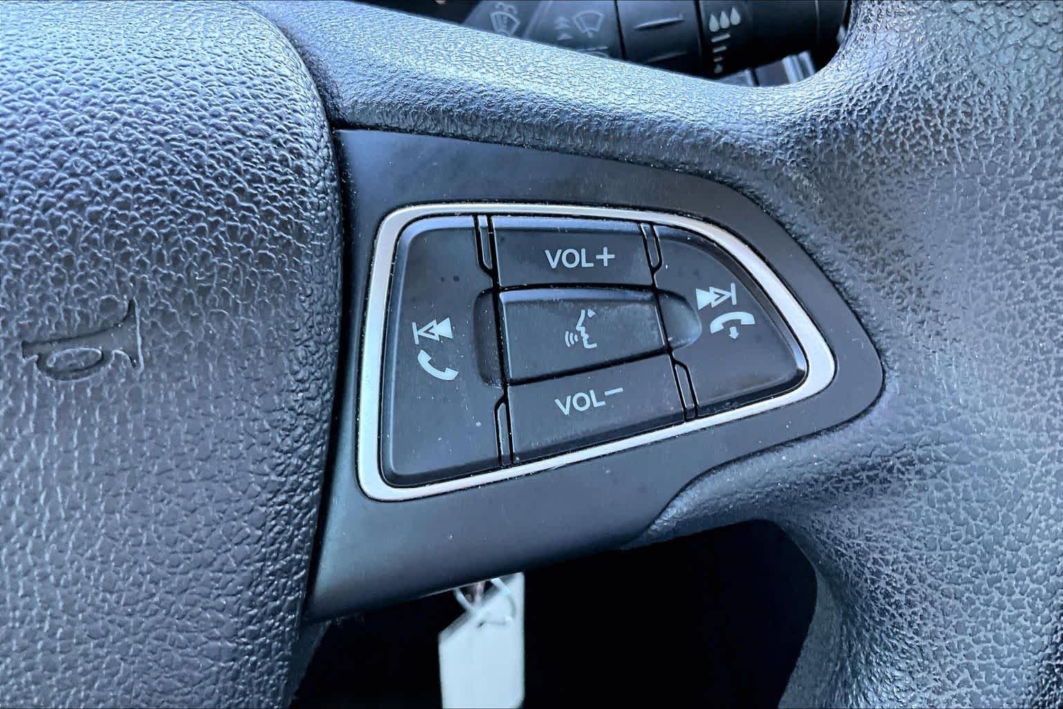 Used 2015 Ingot Silver Ford S image 21