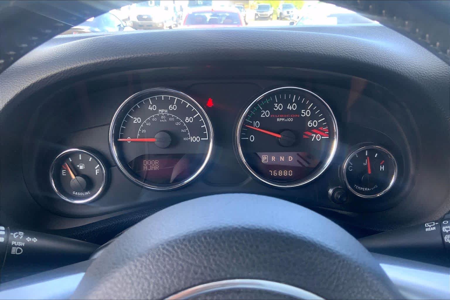 Used 2014 Billet Clearcoat Metallic Jeep Rubicon X image 26