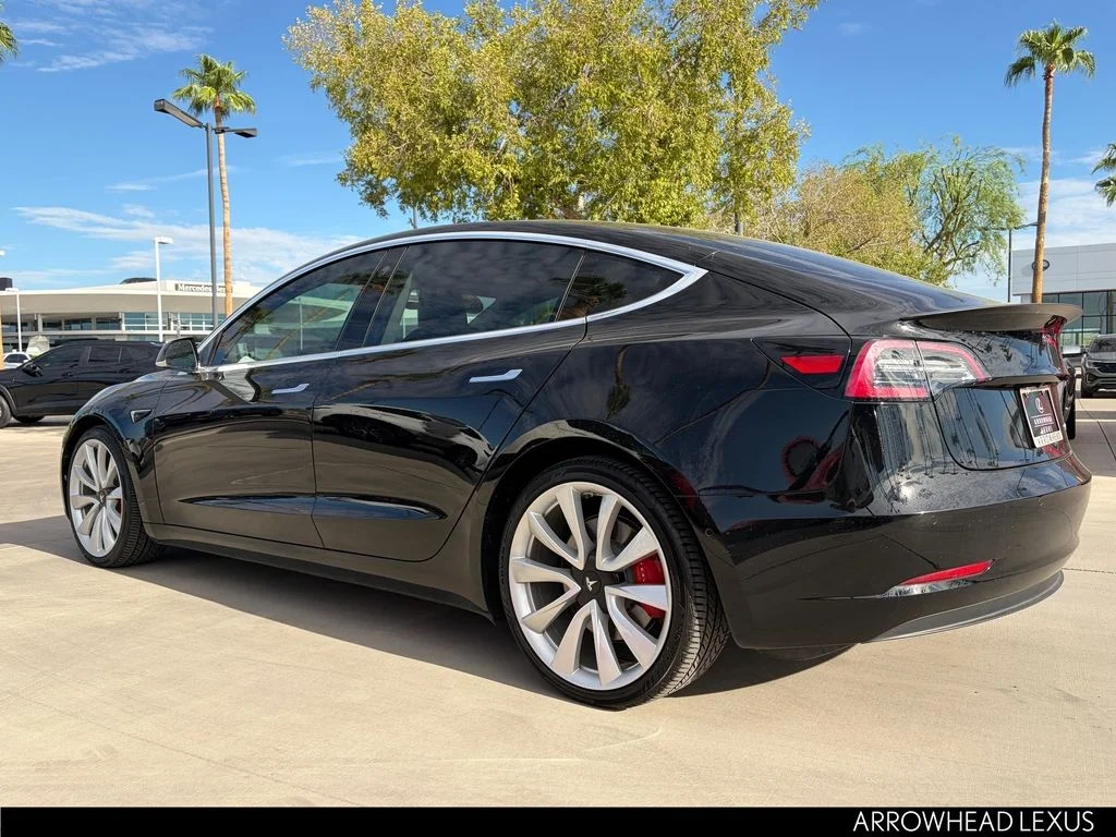 Used 2018 Black Tesla Long Range image 4