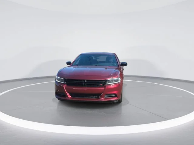 Used 2023 Red Dodge SXT image 3