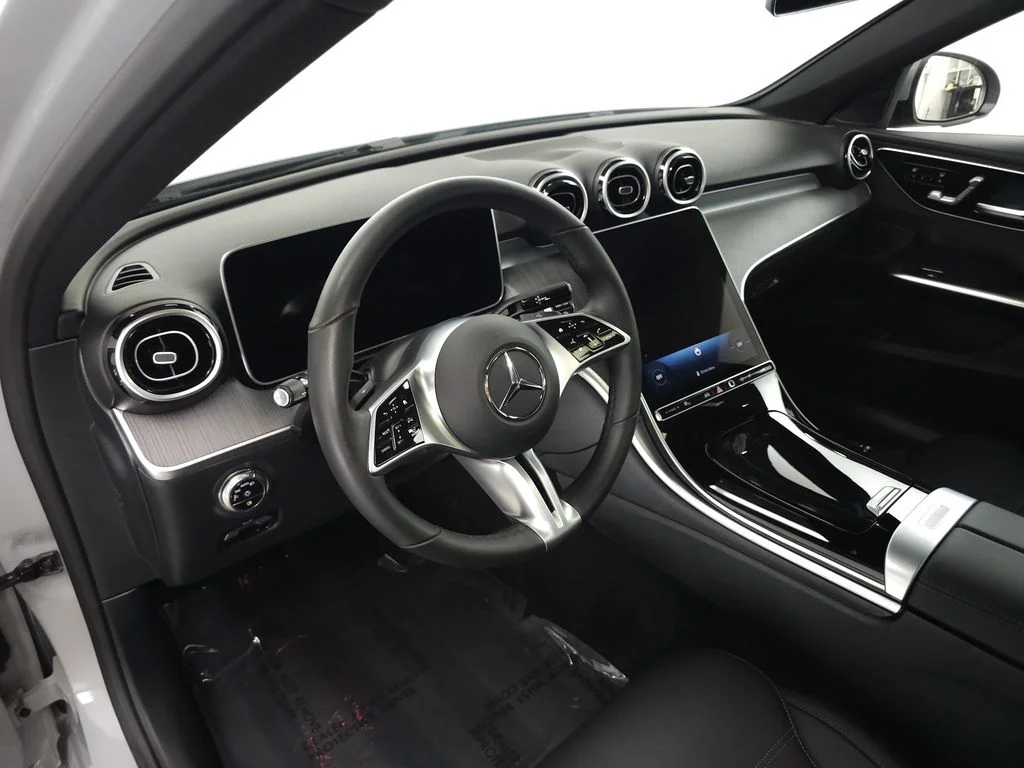 Used 2026  Mercedes-Benz C 300 image 8
