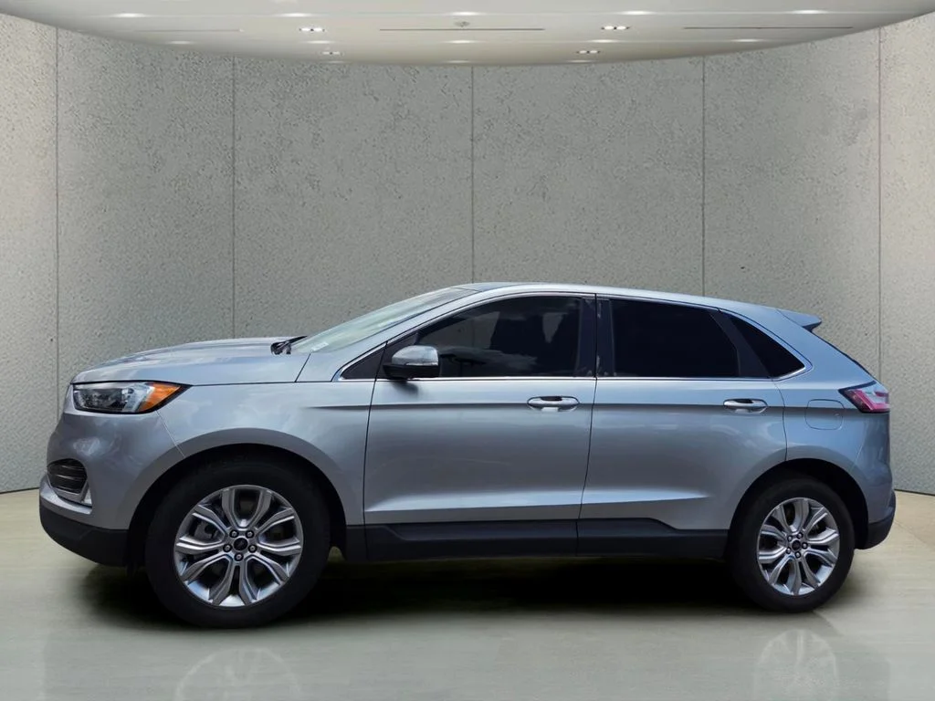 Certified Used 2023 Silver Ford Titanium image 2