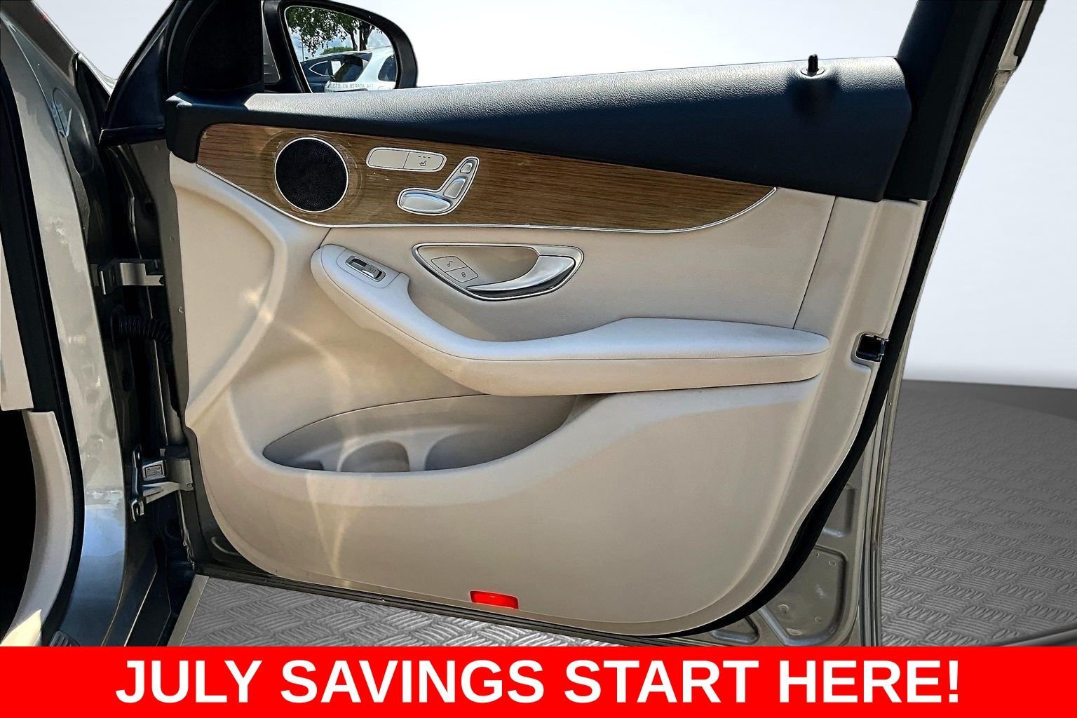 Used 2019 Silver Mercedes-Benz GLC 300 image 34