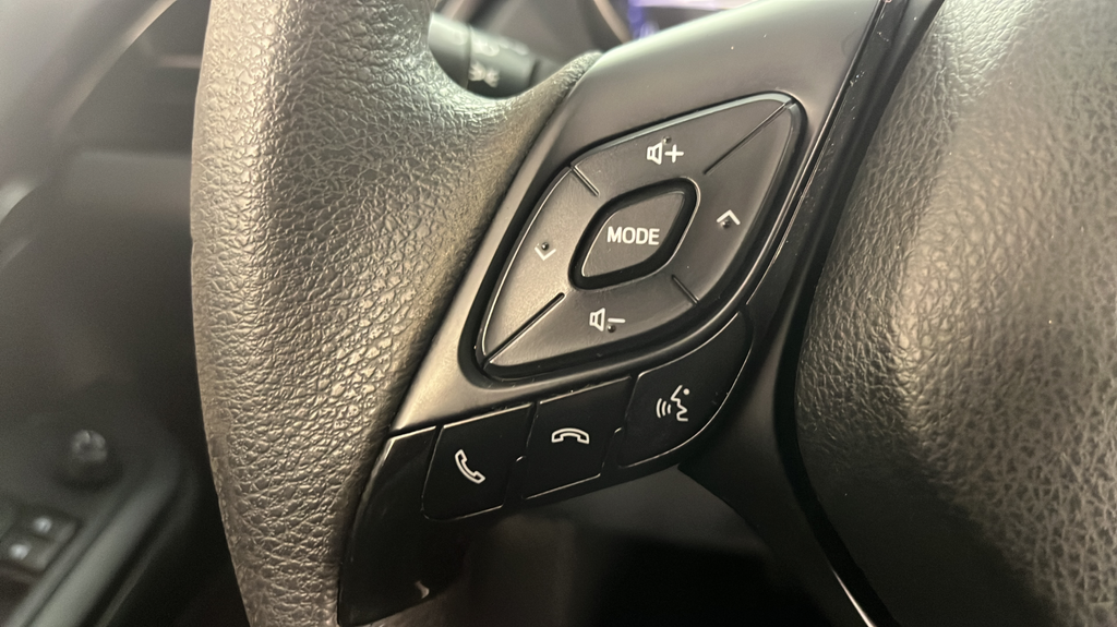 Used 2019 Red Toyota LE image 22