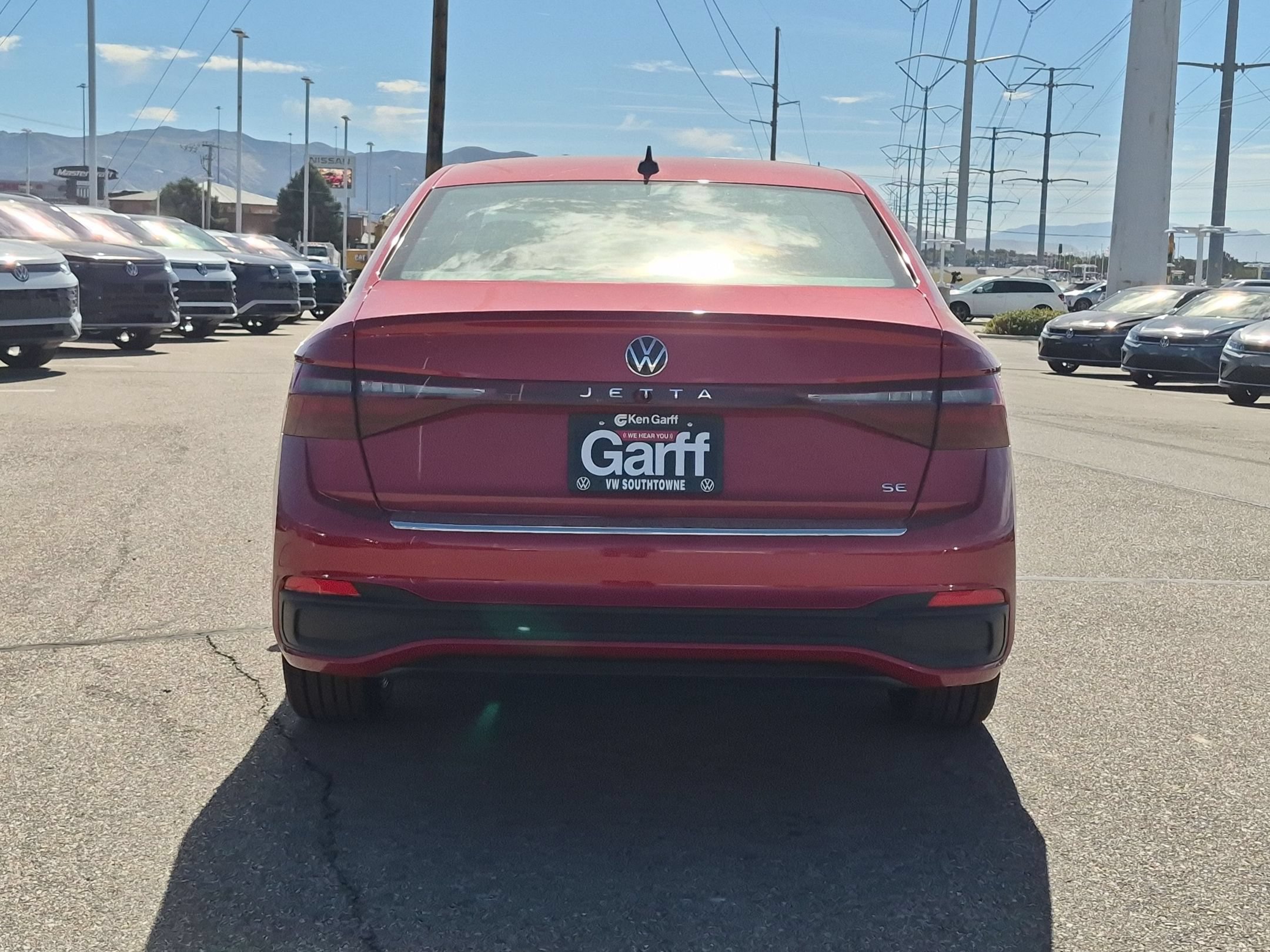 New 2027 Kings Red Metallic Volkswagen SE image 4