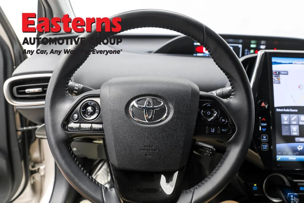 Used 2020 Gray Toyota XLE image 10
