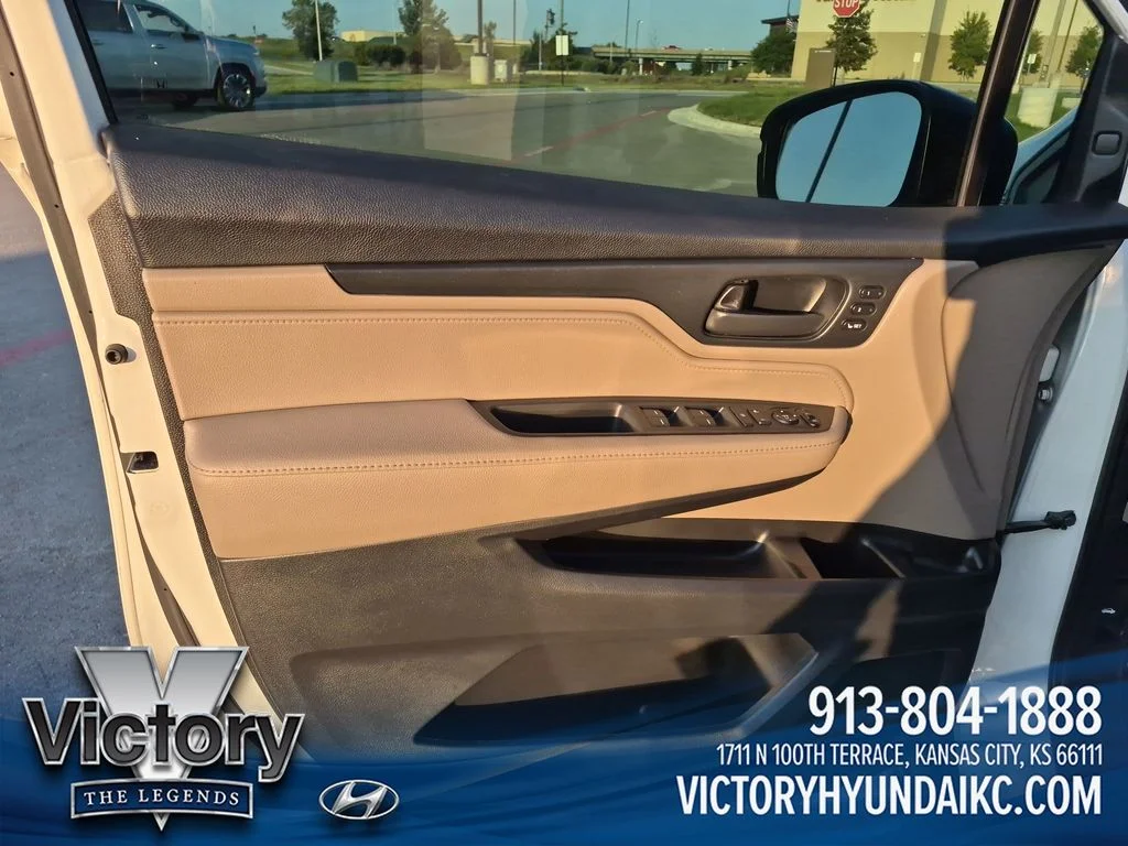 Used 2018  Honda EX-L image 10